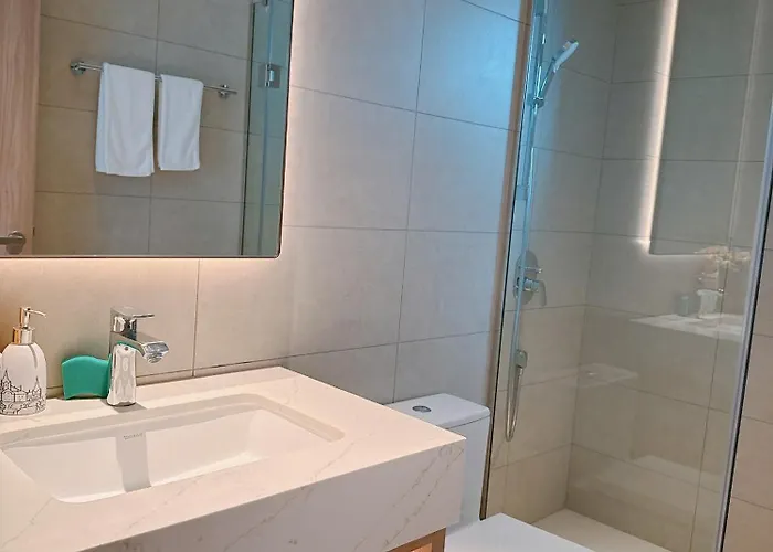 Alacarte By Panda Apartahotel Ha Long
